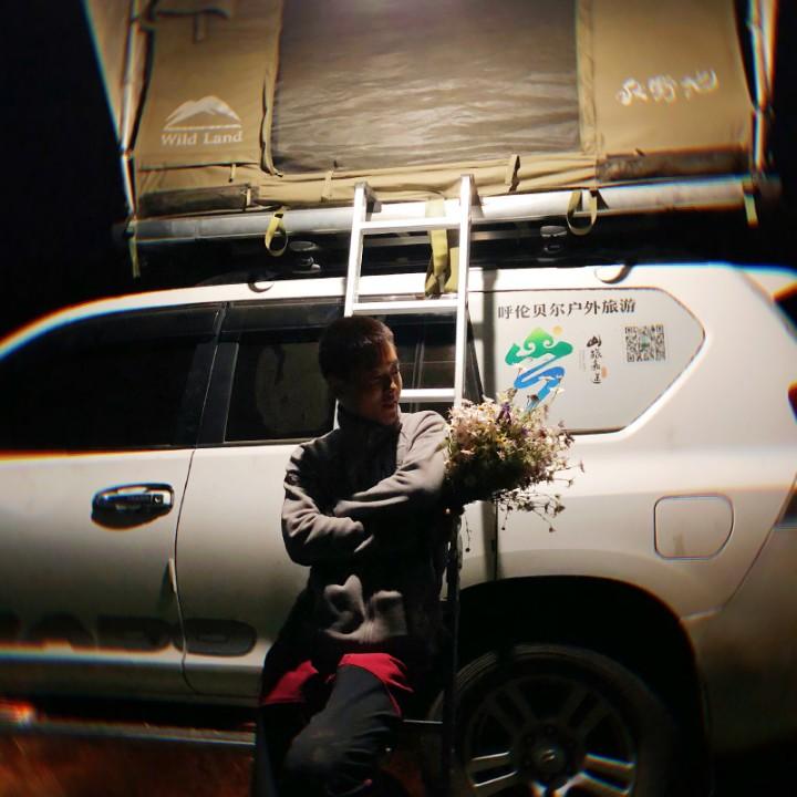 开咖啡店的王十三 wolf