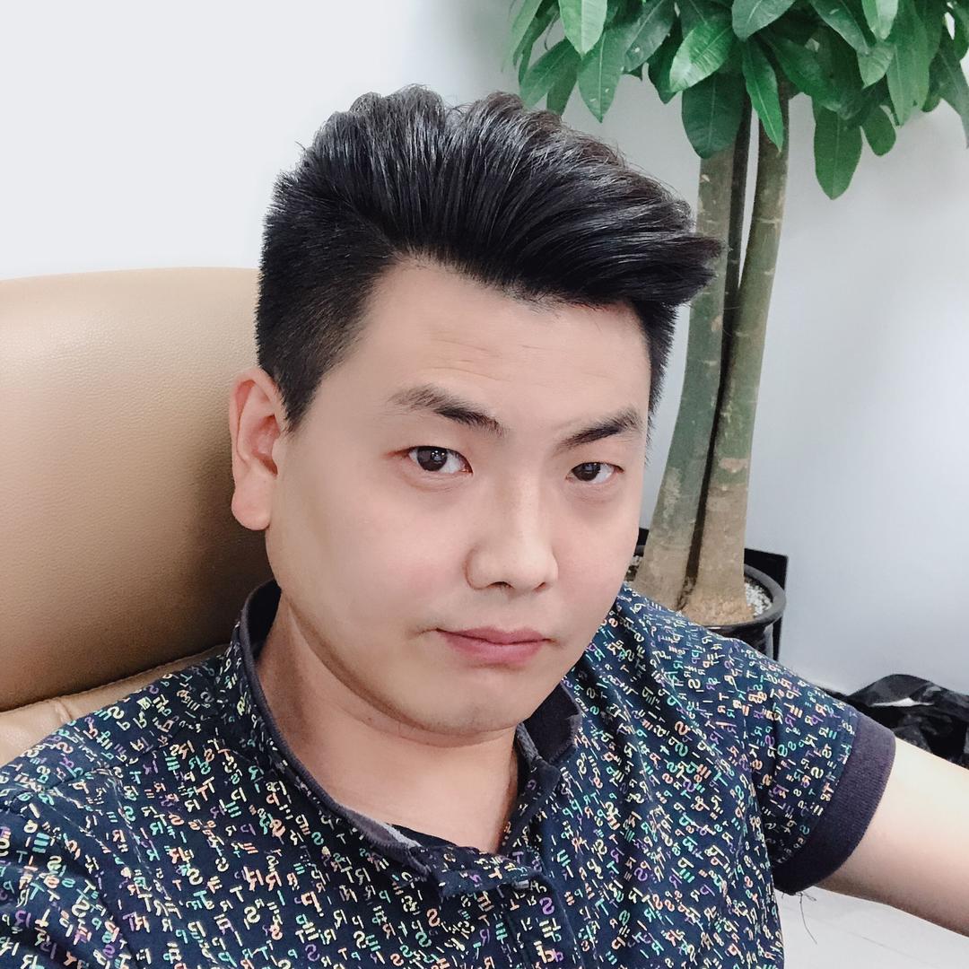 万能制冷-张泽熙