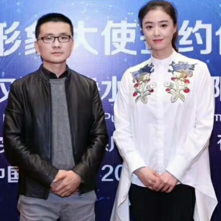 天下查氏一家亲