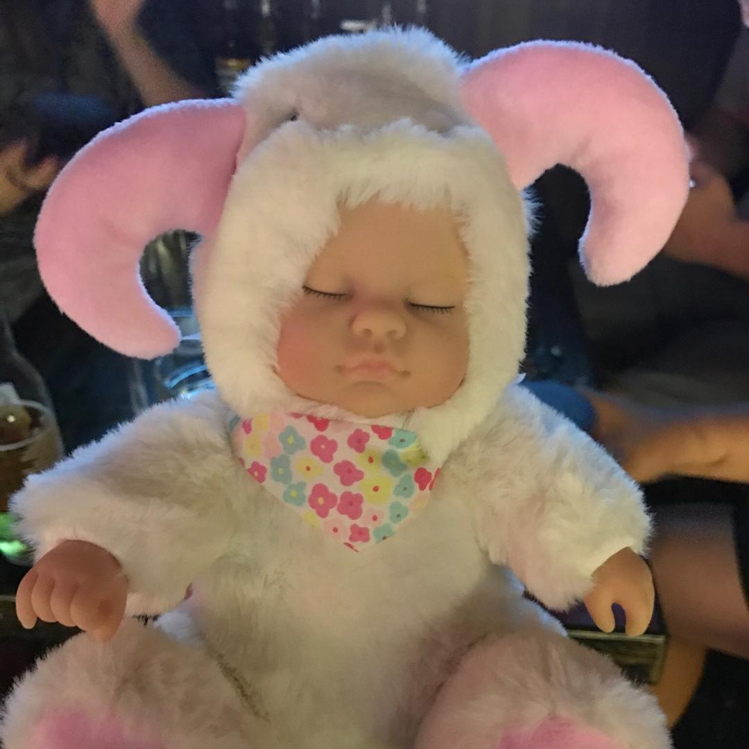 半聋半瞎半哑巴