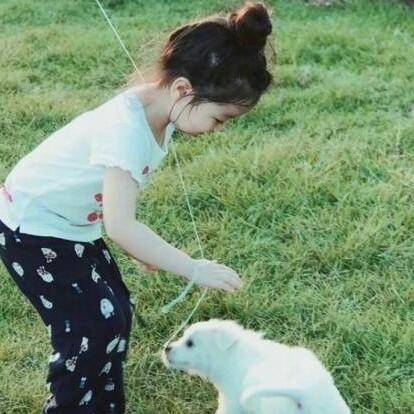 艾薇儿(๑•ั็ω•