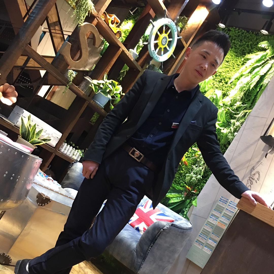 贵杨减龄烫发阿伦美发店（个体工商户）