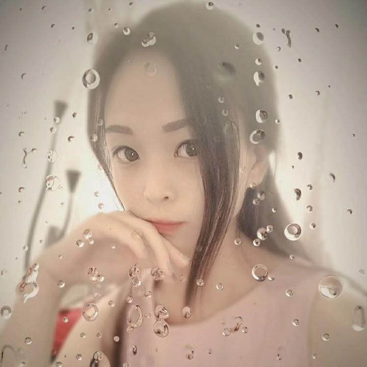 @卖家具的小姐姐👧