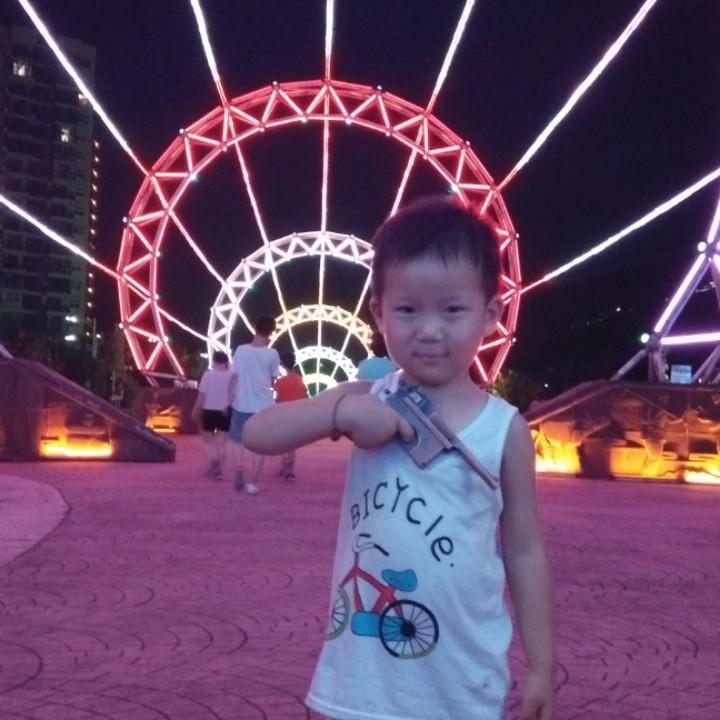 韩小赞
