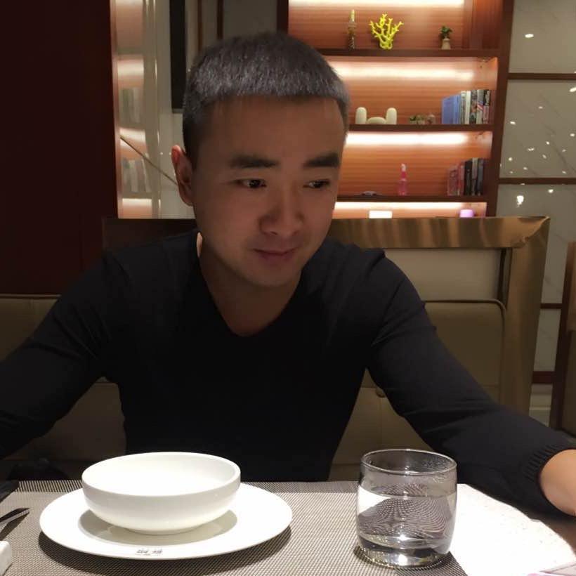 黑色柳丁