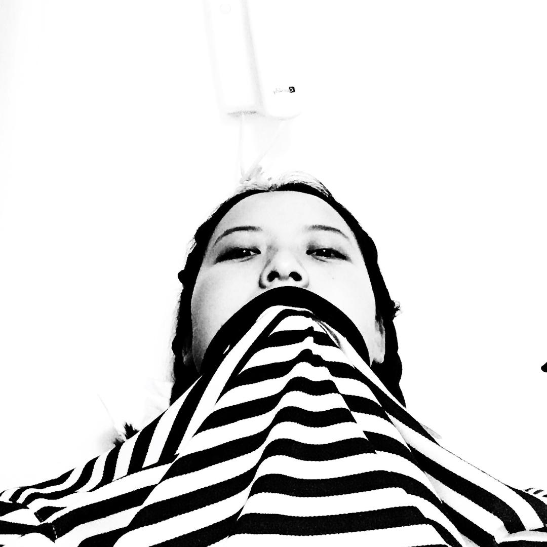 一个干摄影的体彩店牛马