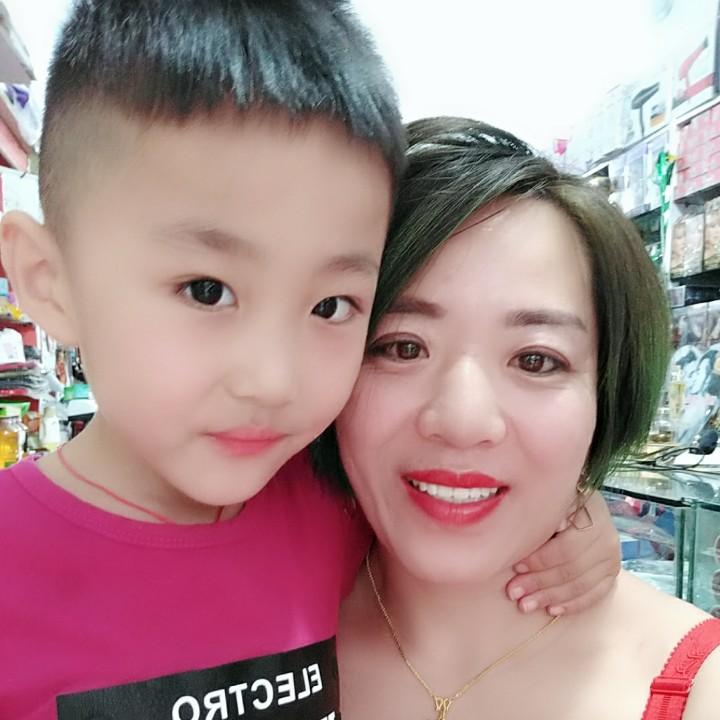 晓霞美容美发用品商行