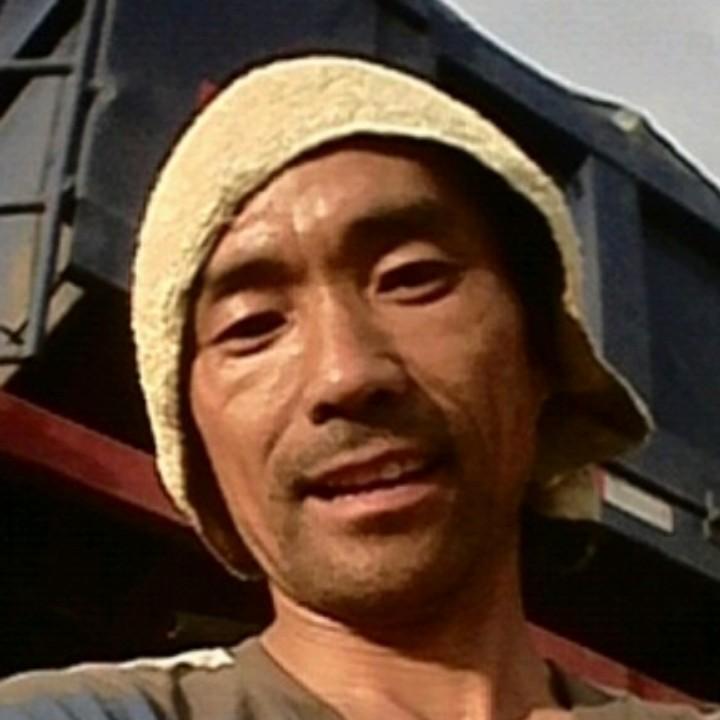 73年的🐮老玩 童