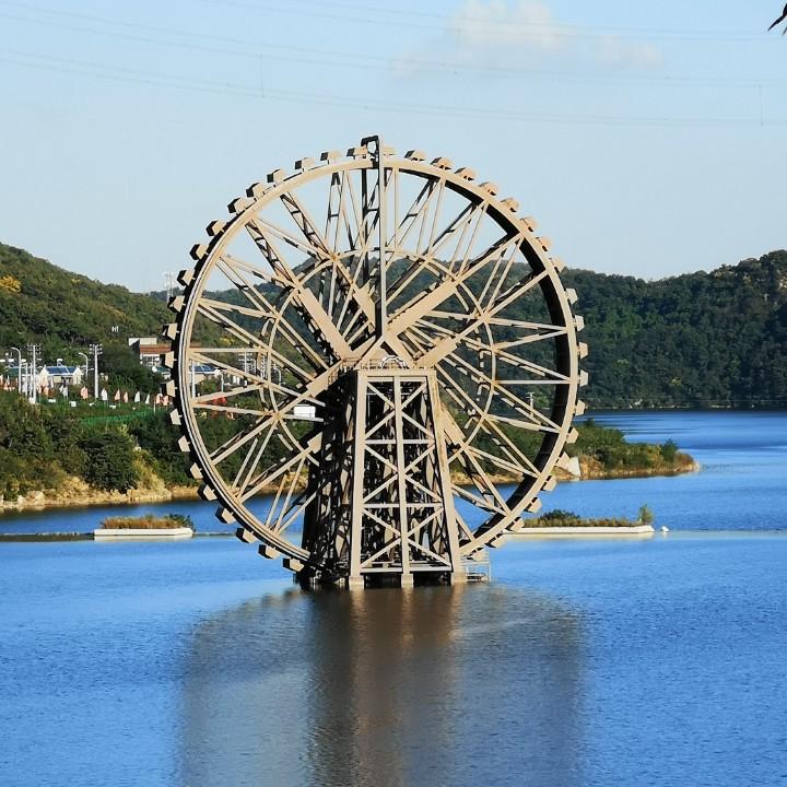 青山悠客(岳飞后裔)