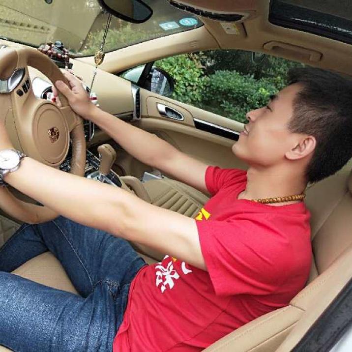 做家电清洗的小郑