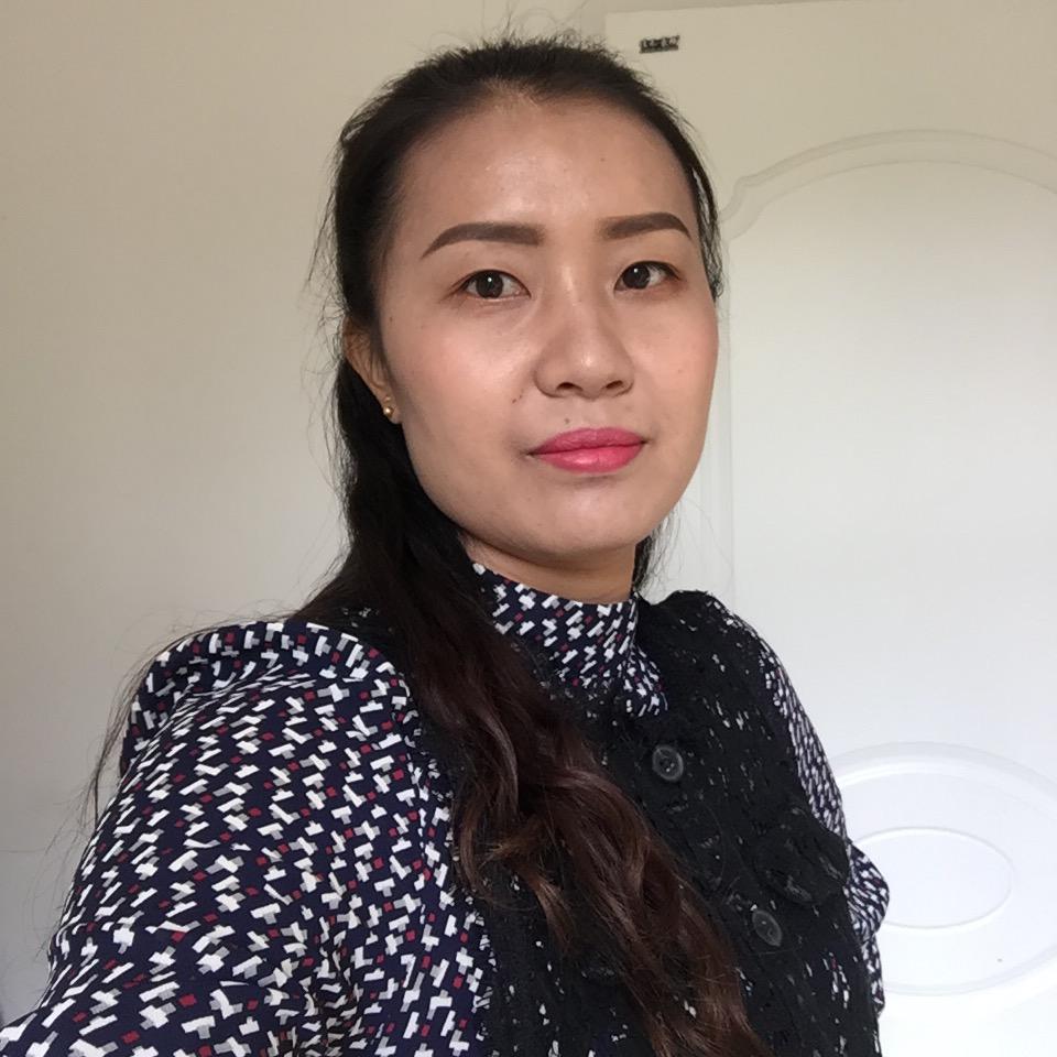 阳光明媚