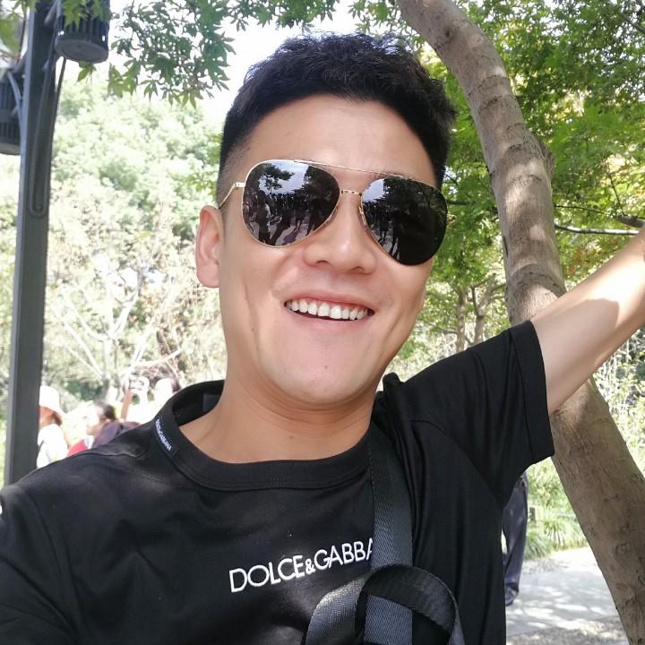 海欧(打不死的小强)