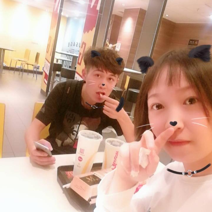 手机用户p23353536589