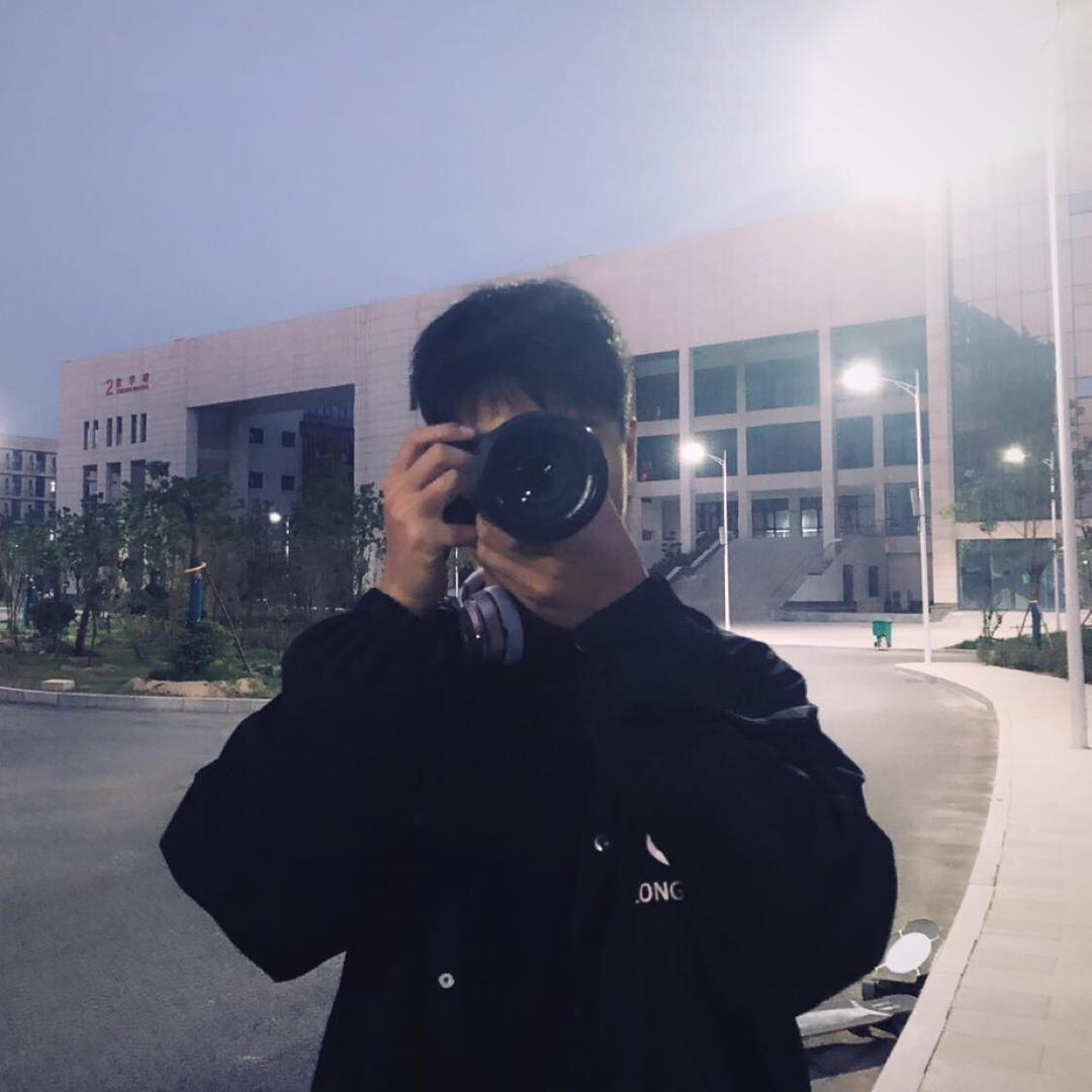 张志明
