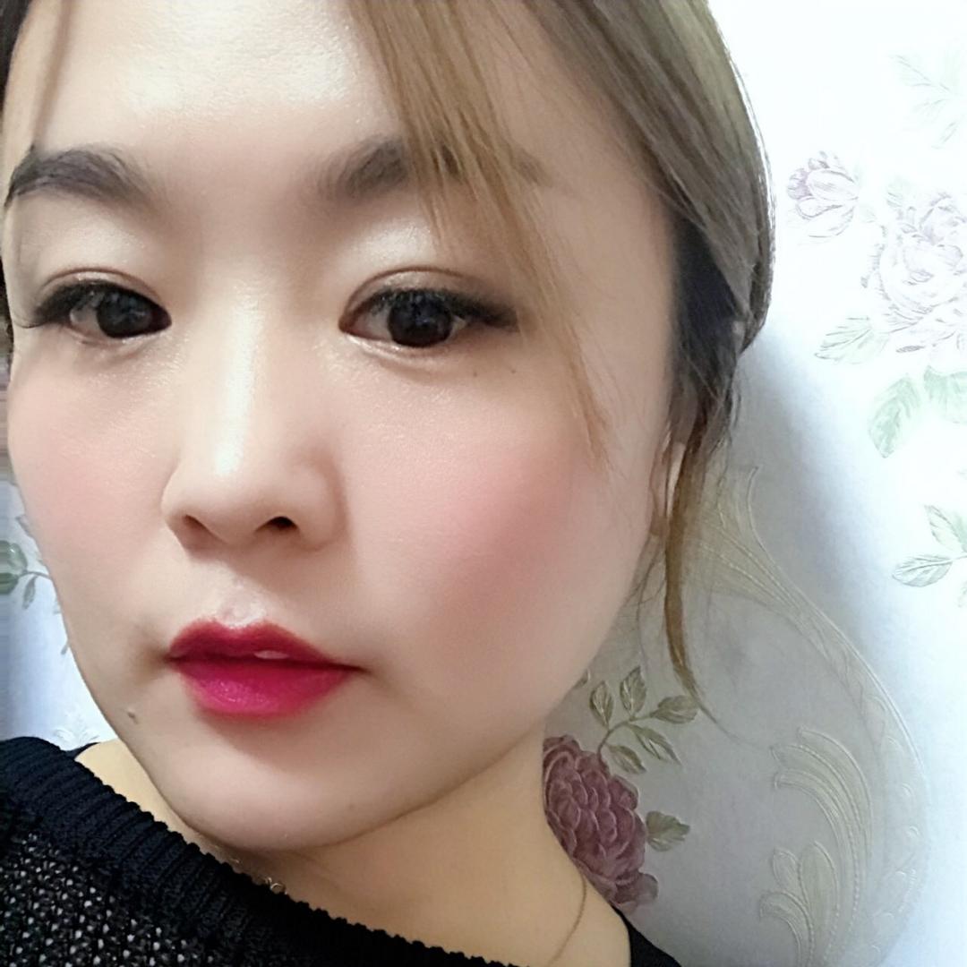 佳佳