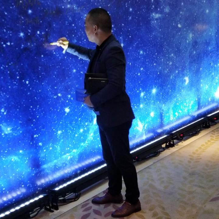 王俊