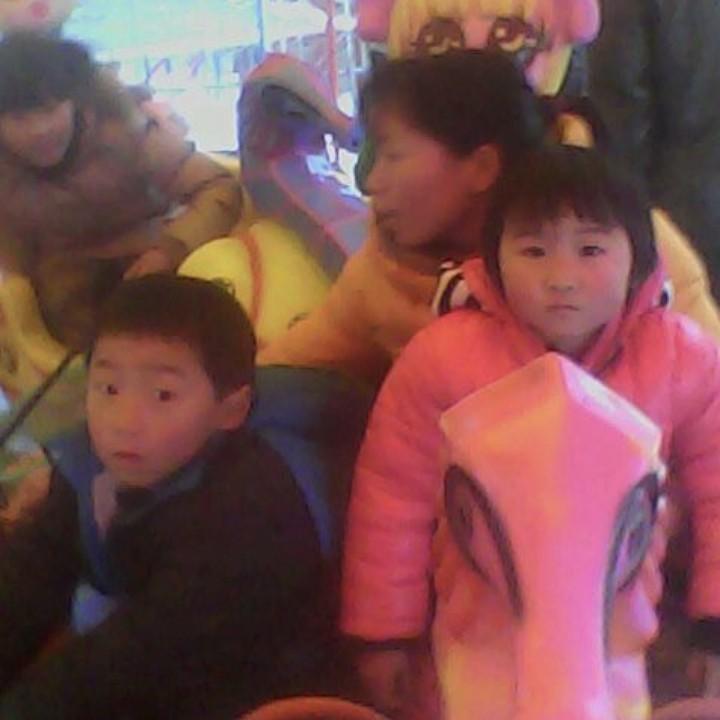 一人一车，沿着高速看中国。