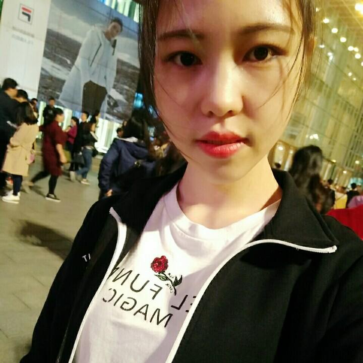 &月儿圆圆