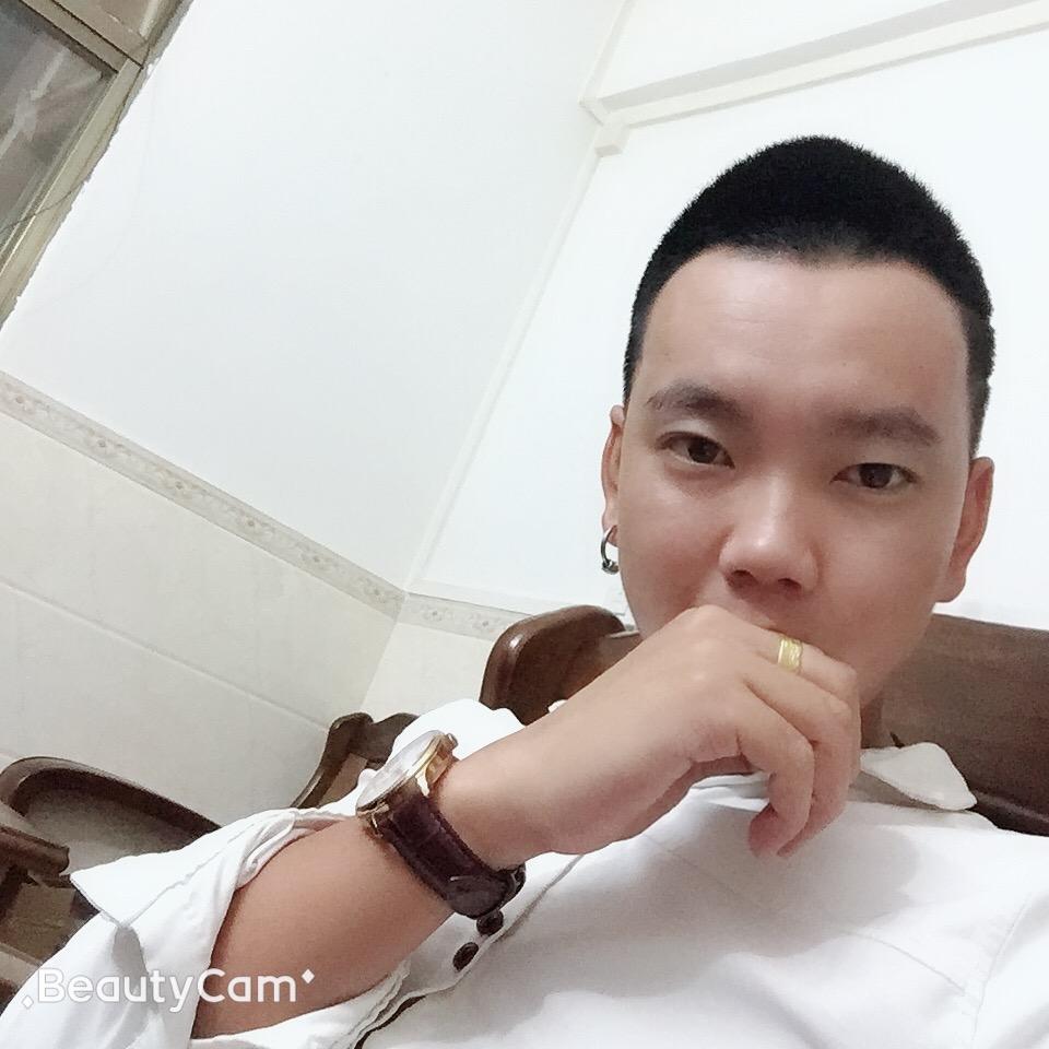 请叫我小海哥