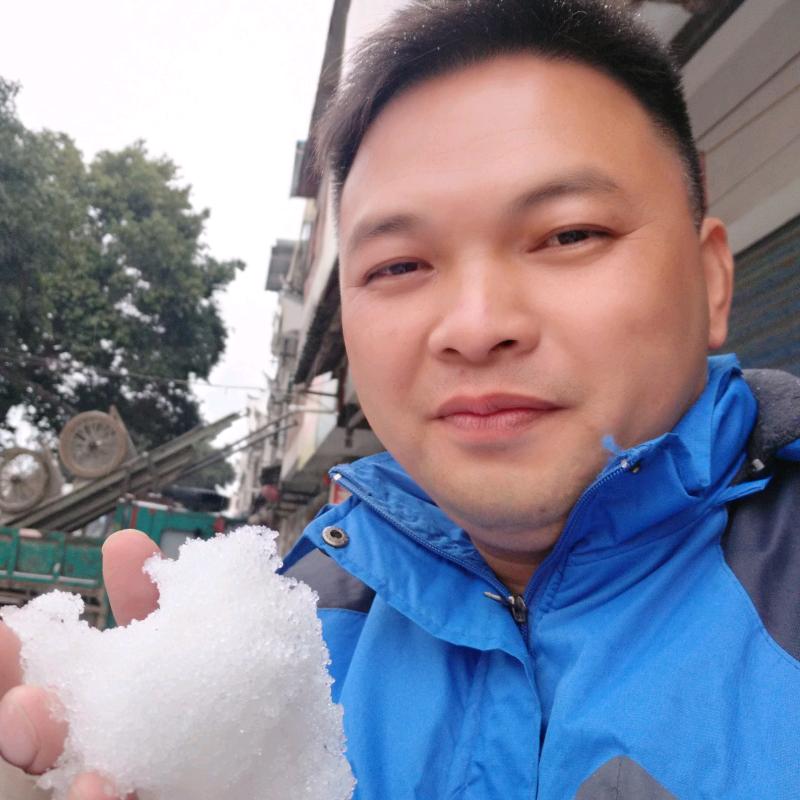 淋湿的雨