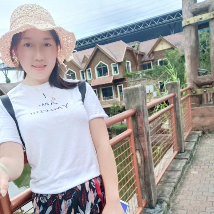 陌然浅笑安然