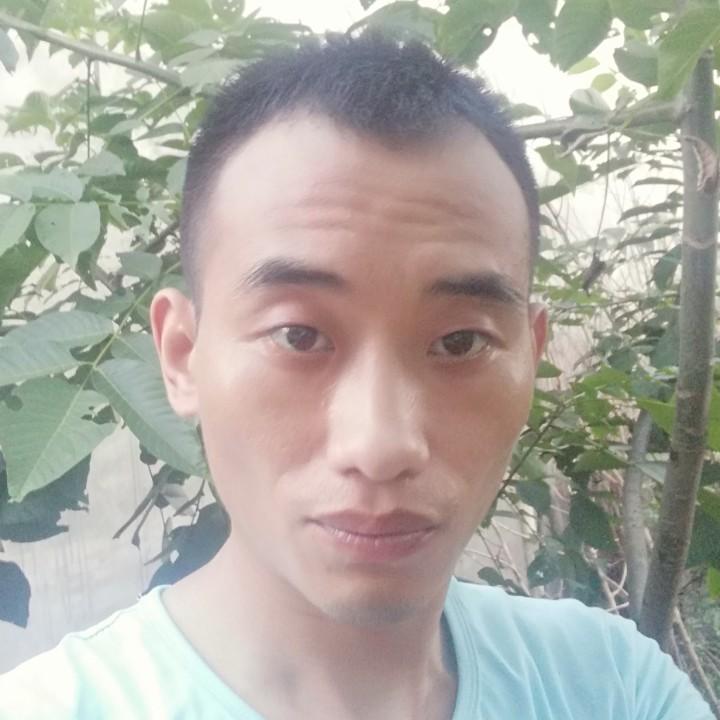 爱唱歌的飞云
