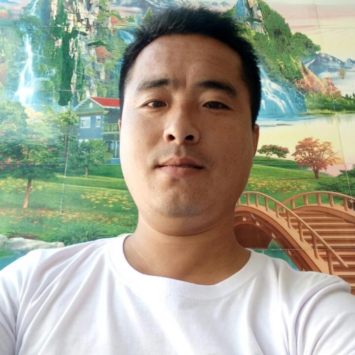 80后三哥，爱钓鱼，