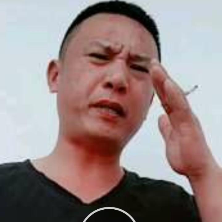 开货车的卡哥〔21米厢货〕