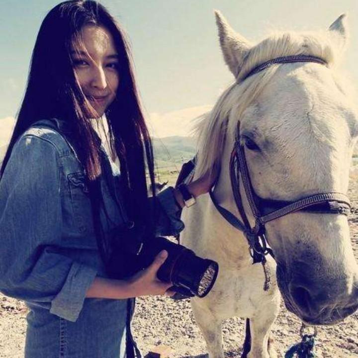 ✨流年渲染了谁的笑颜