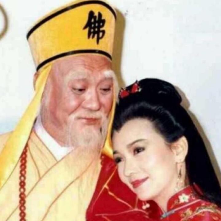 如虎添亿