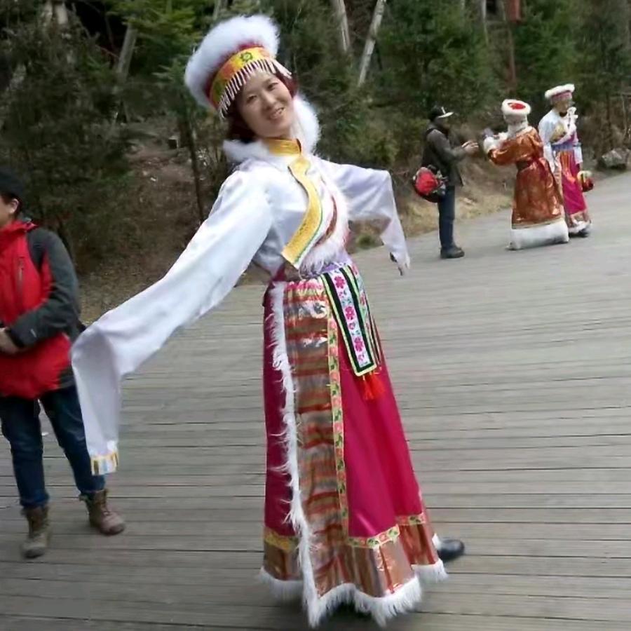 语笑嫣然