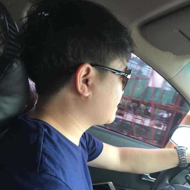 一只大闸蟹