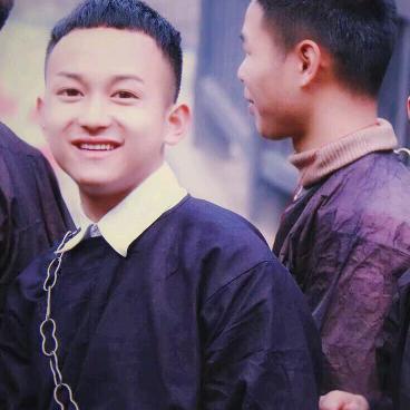 苗家小哥