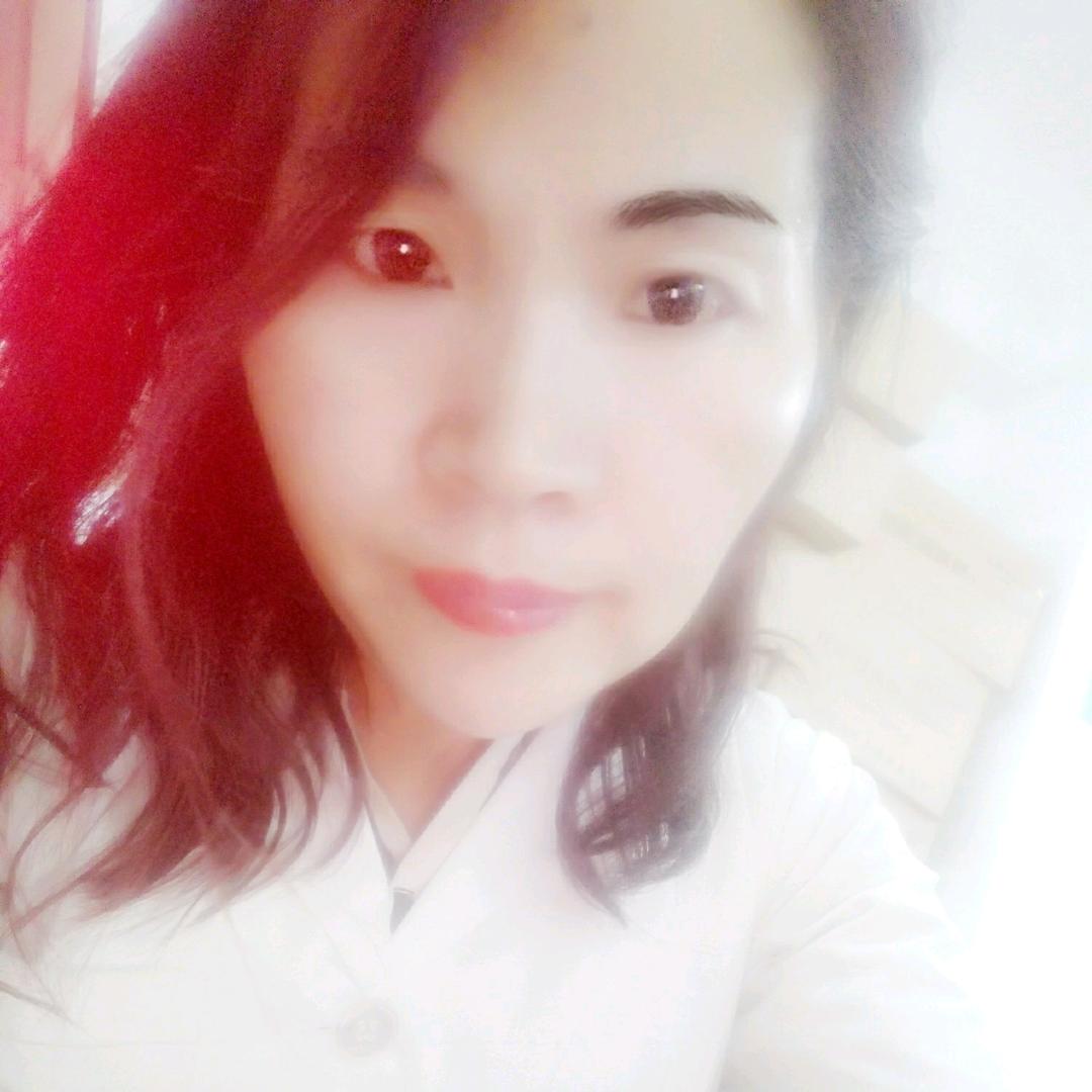 依依