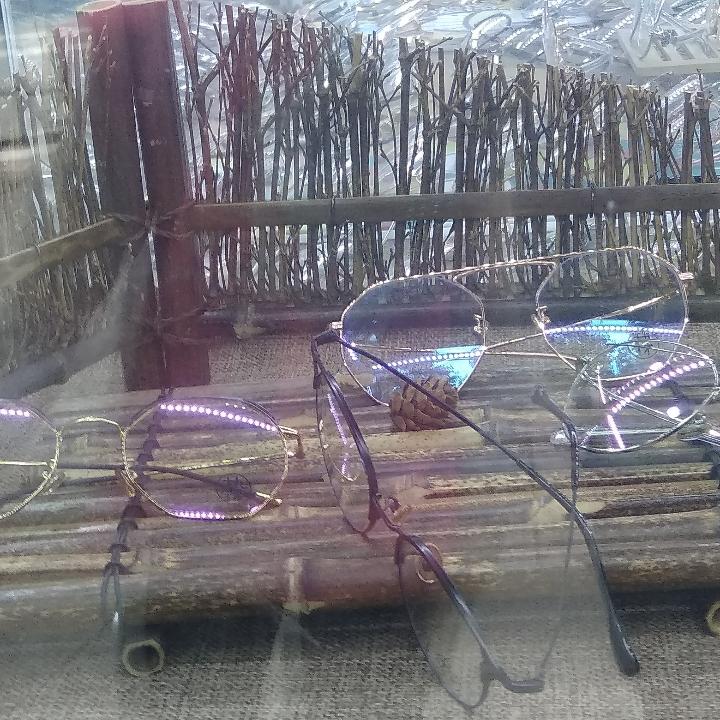 心知肚明。