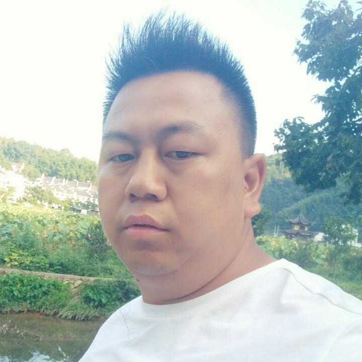 展翅高飞