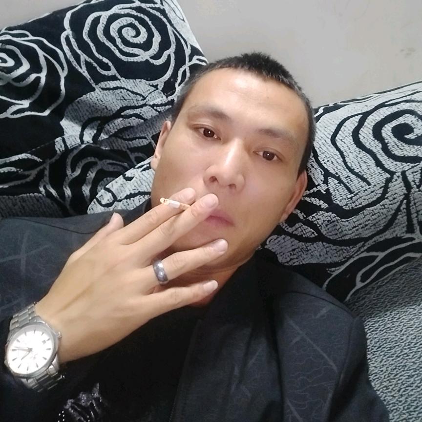 金磊