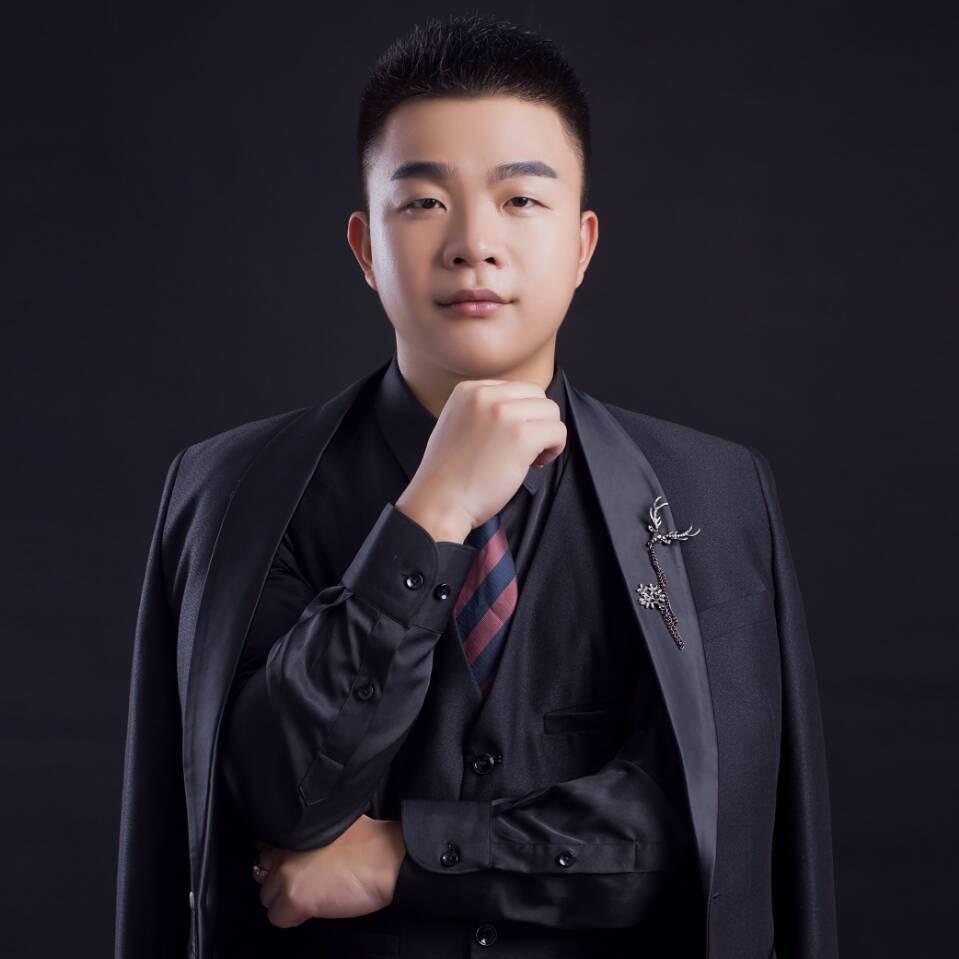 张庆华