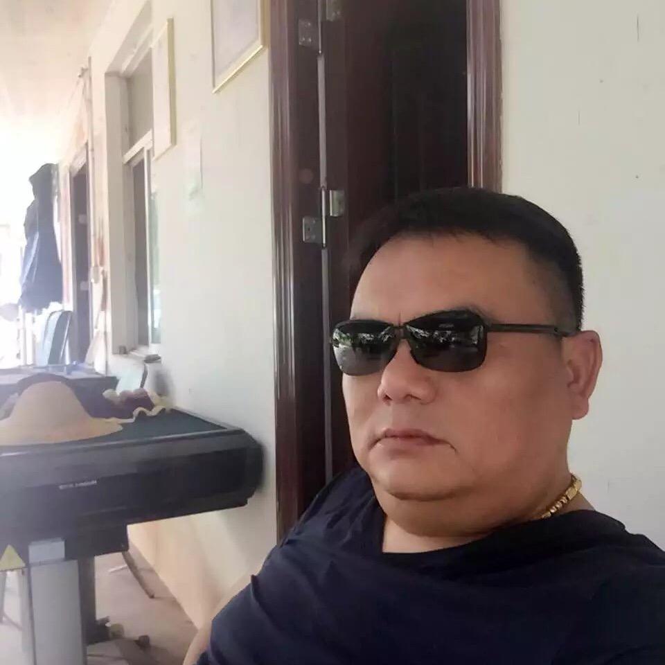 中华英雄