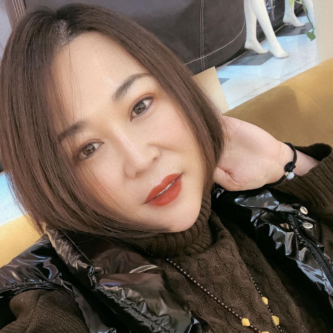 秋小墨