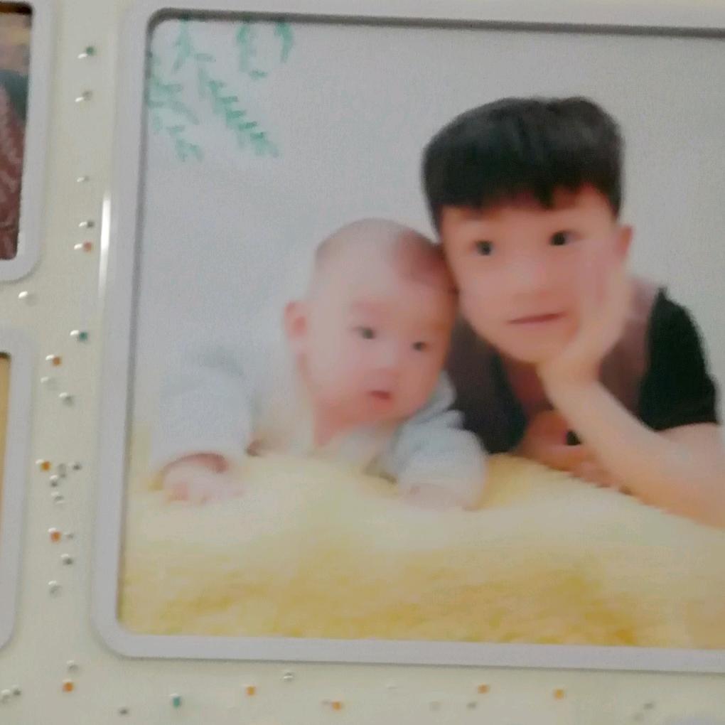 两个小东西