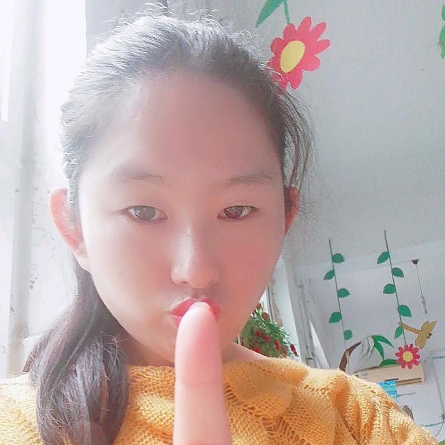 简简单单得女人78663895421