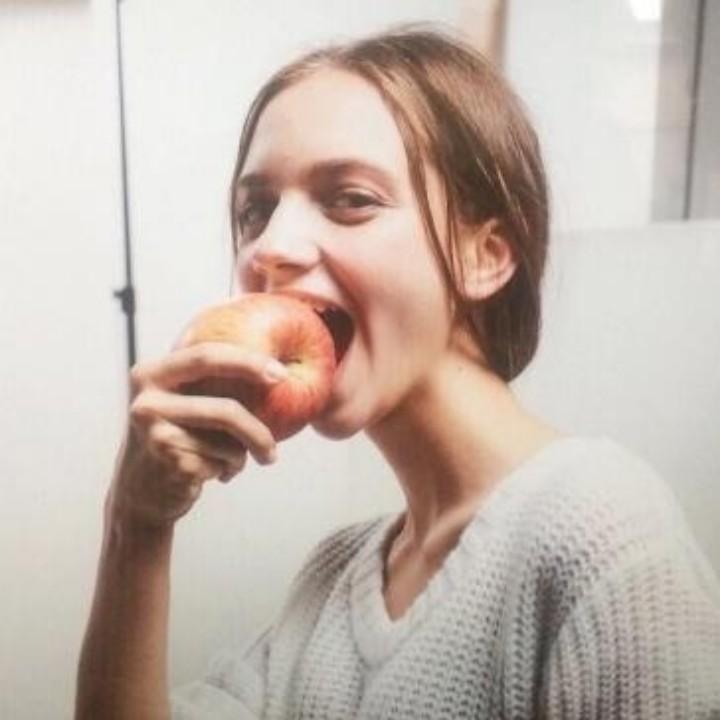 白水苹果杨啦啦
