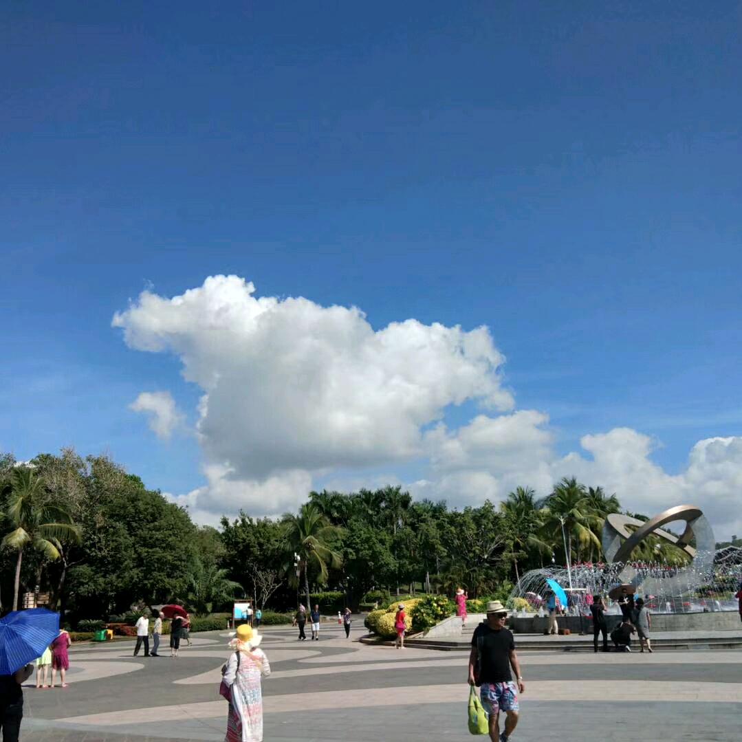 吉祥三宝两妮一小