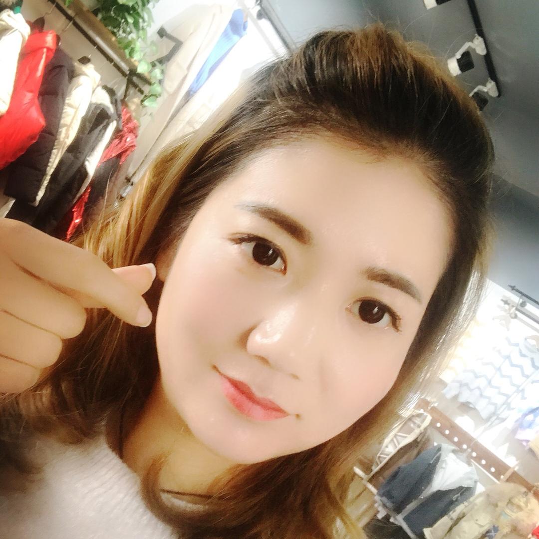 苏桥艾格女装店