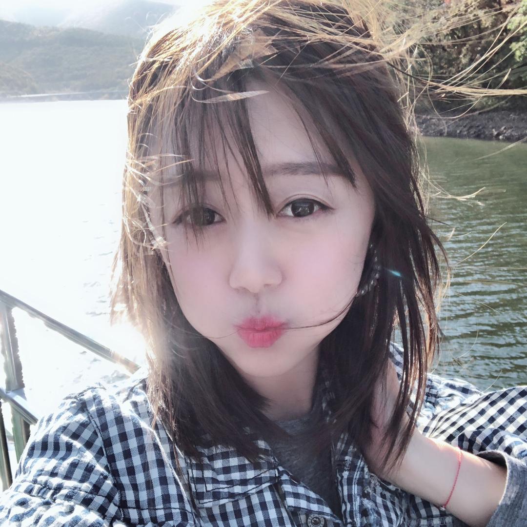 佳佳🍭🍑