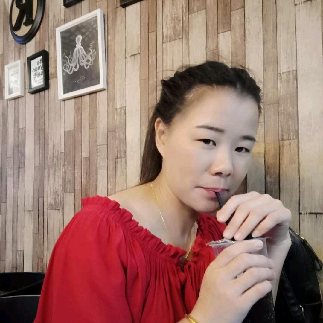 黄玲