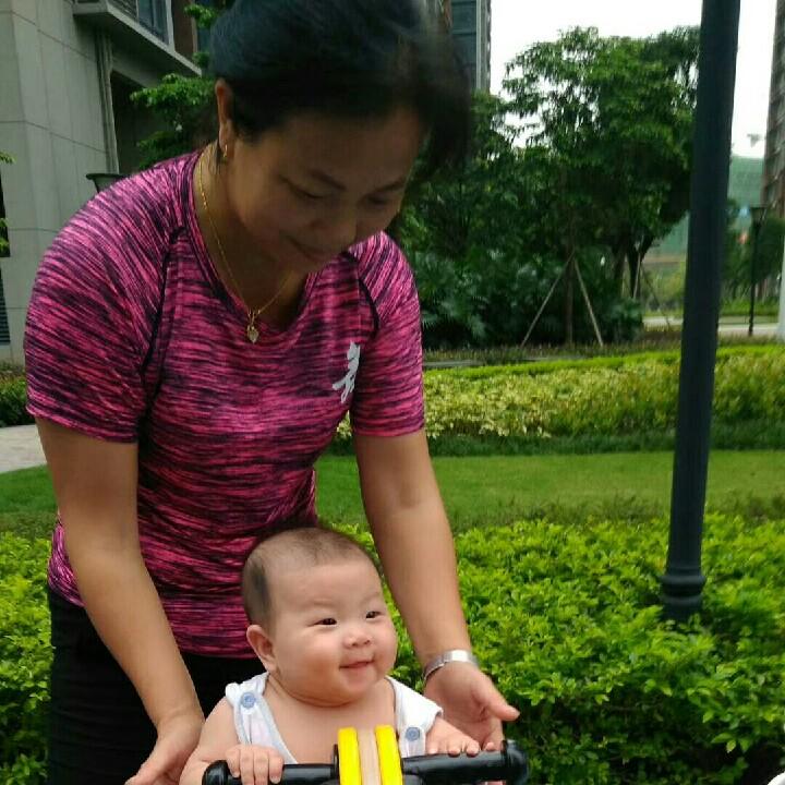 开心👧