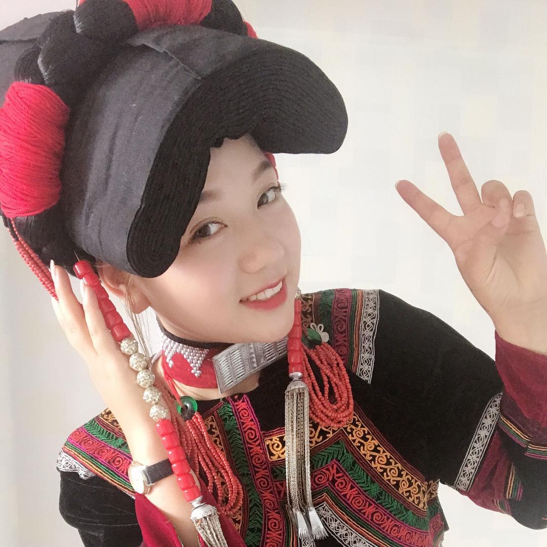 四川彝妹