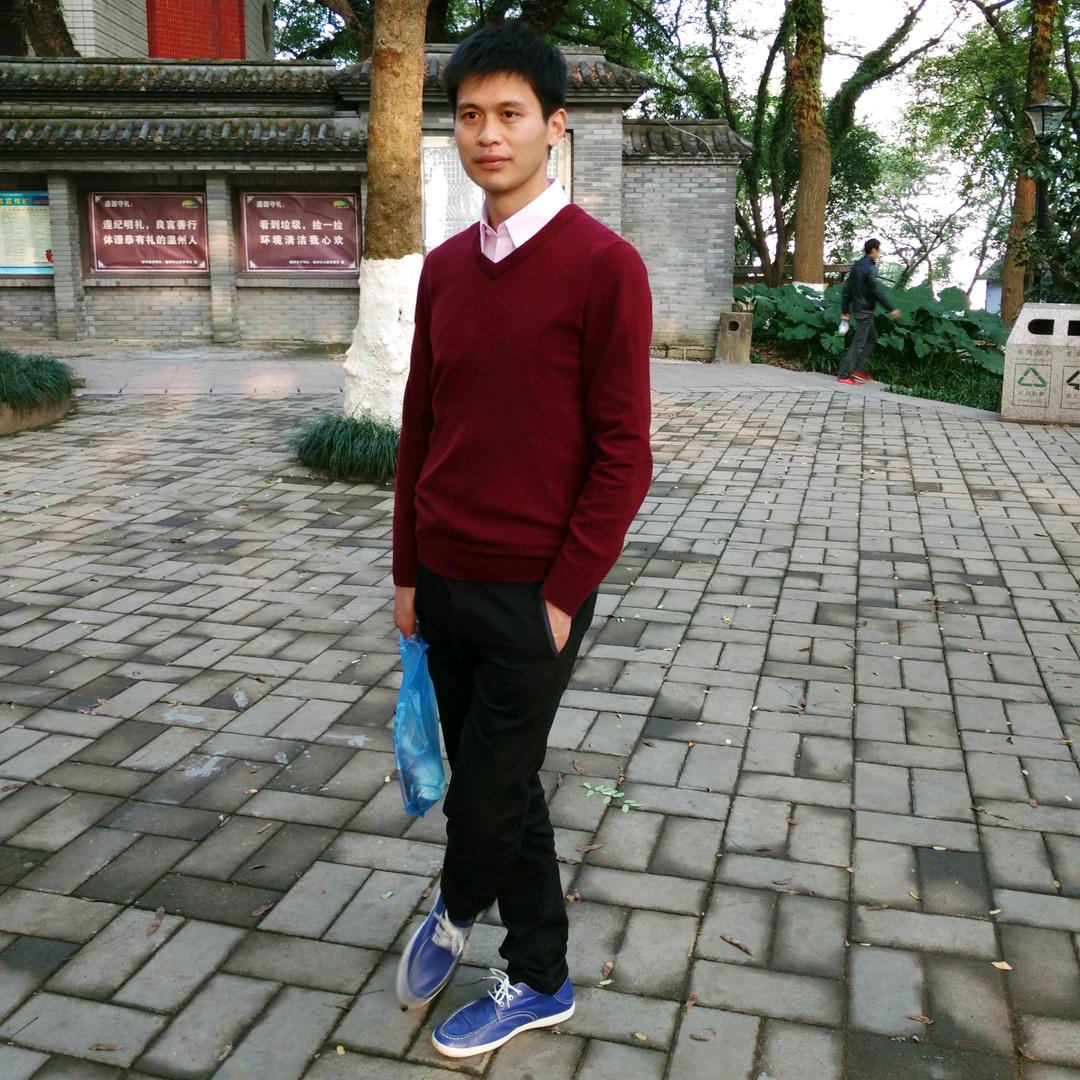 马晓隆